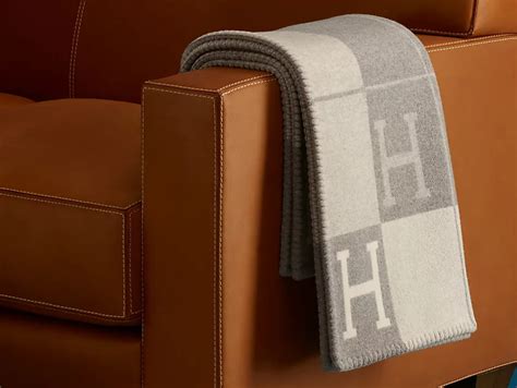 coperta avalon hermes|7 Cozy Hermès Blanket Dupes .